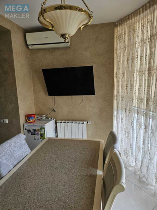 Продаж 4 кімнатної квартири (162/60/17), 3 пов. 10 пов. будинку, <a class="location-link" href="/kiev/" title="Недвижимость Київ">Київ</a>, <a class="location-link" href="/kiev/obolonskij/" title="Недвижимость Оболонський район">Оболонський р-н</a>, Оболонська Набережна вул., 3 (изображение 11)