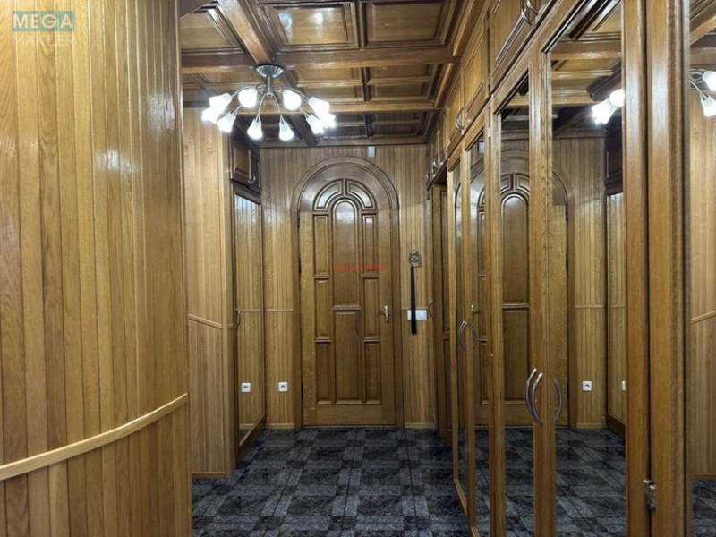 Продаж 4 кімнатної квартири (150/82/25), 10 пов. 11 пов. будинку, <a class="location-link" href="/kiev/" title="Недвижимость Київ">Київ</a>, <a class="location-link" href="/kiev/darnickij/" title="Недвижимость Дарницький район">Дарницький р-н</a>, Михайла Драгоманова вул., 17 (изображение 11)