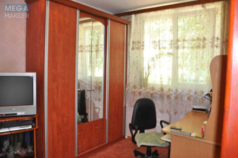 Продаж 3 кімнатної квартири (57/38/6,4), 1 пов. 5 пов. будинку, <a class="location-link" href="/kharkov/" title="Недвижимость Харків">Харків</a>, <a class="location-link" href="/kharkov/kominternovskij/" title="Недвижимость Слобідський (Комінтернівський) район">Слобідський (Комінтернівський) р-н</a>, Матросова Александра ул. (изображение 6)