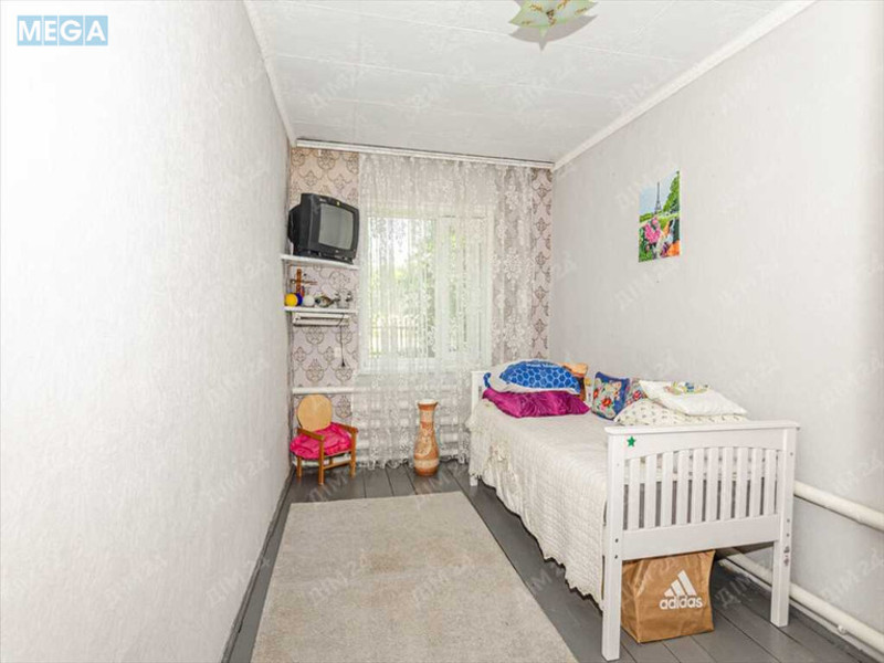 Продаж дома, 1 поверх, 112 кв.м, 5 кімнат, ділянка 43 сотки, <a class="location-link" href="/chernechij-yar/" title="Недвижимость Чернечий Яр">Чернечий Яр</a>, Ценьральна, 1 (изображение 9)