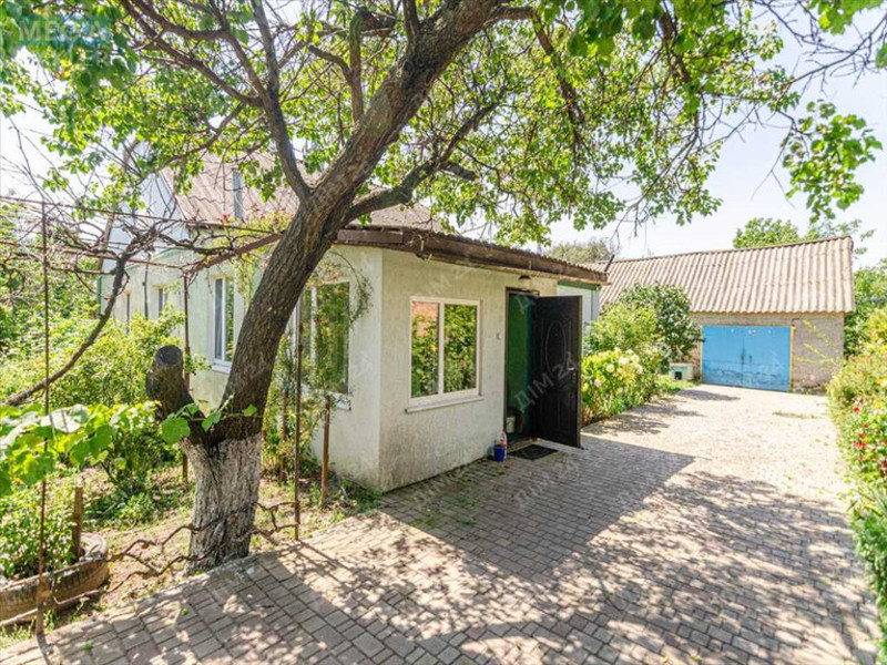 Продаж дома, 1 поверх, 112 кв.м, 5 кімнат, ділянка 43 сотки, <a class="location-link" href="/chernechij-yar/" title="Недвижимость Чернечий Яр">Чернечий Яр</a>, Ценьральна, 1 (изображение 18)