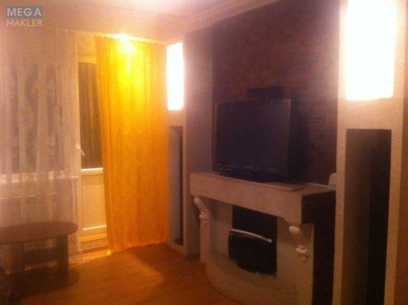 Оренда 2 кімнатної квартири, <a class="location-link" href="/kiev/" title="Недвижимость Київ">Київ</a>, <a class="location-link" href="/kiev/podolskij/" title="Недвижимость Подільський район">Подільський р-н</a>, Правди просп., 10А (изображение 10)