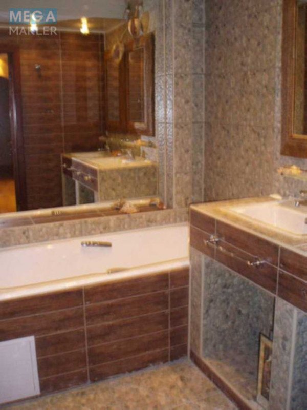 Оренда 2 кімнатної квартири, <a class="location-link" href="/kiev/" title="Недвижимость Київ">Київ</a>, <a class="location-link" href="/kiev/podolskij/" title="Недвижимость Подільський район">Подільський р-н</a>, Правди просп., 10А (изображение 18)