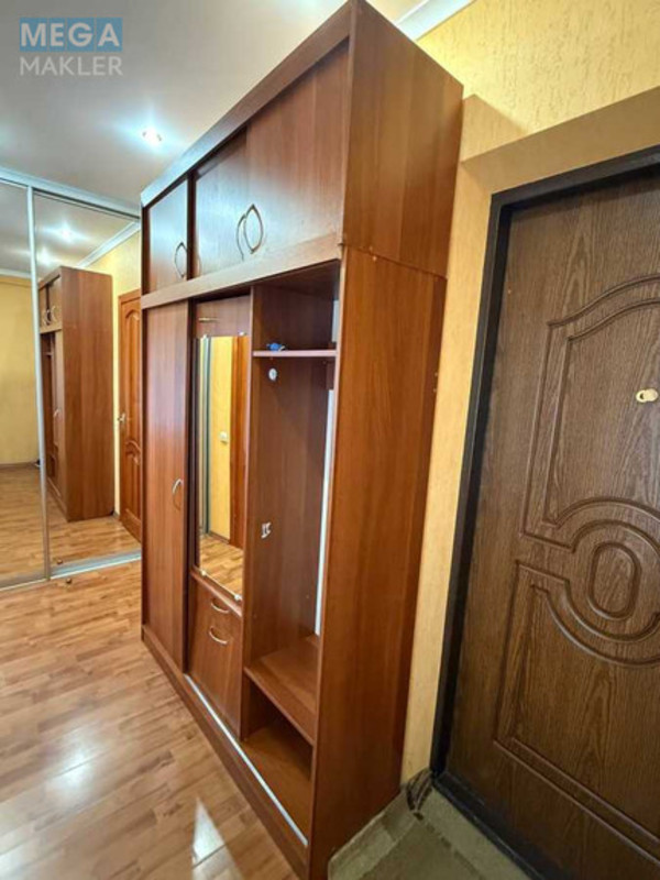 Продаж 1 кімнатної квартири (43/18/12), 16 пов. 25 пов. будинку, <a class="location-link" href="/kiev/" title="Недвижимость Київ">Київ</a>, <a class="location-link" href="/kiev/svyatoshinskij/" title="Недвижимость Святошинський район">Святошинський р-н</a>, Верховинная ул., 35 (изображение 6)