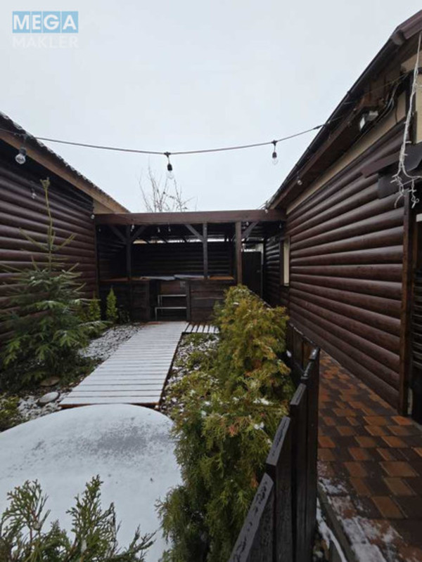 Продаж дома, 2 поверху, 80 кв.м, 2 кімнати, ділянка 10 соток, <a class="location-link" href="/fursy/" title="Недвижимость Фурсі">Фурси</a>, Підігірна (изображение 4)