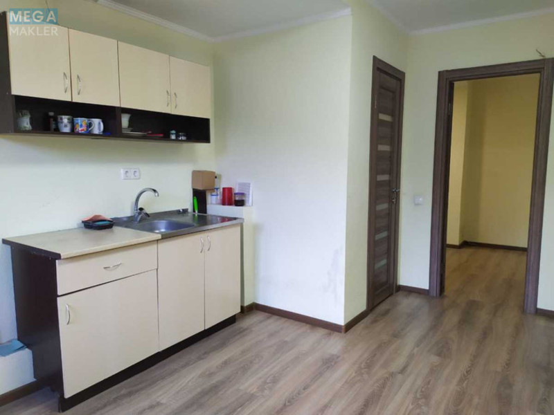 Оренда комерційної нерухомості, 74 кв.м, под офис, <a class="location-link" href="/kiev/" title="Недвижимость Київ">Київ</a>, <a class="location-link" href="/kiev/dneprovskij/" title="Недвижимость Дніпровський район">Дніпровський р-н</a>, Георгия Тороповского ул., 37 (изображение 6)