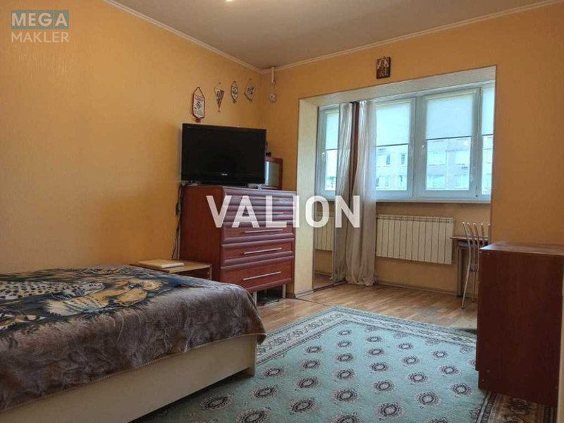 Продаж 3 кімнатної квартири (72,3/42/8,2), 9 пов. 12 пов. будинку, <a class="location-link" href="/kiev/" title="Недвижимость Київ">Київ</a>, <a class="location-link" href="/kiev/obolonskij/" title="Недвижимость Оболонський район">Оболонський р-н</a>, Йорданська вул., 2б (изображение 3)