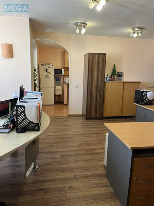 Оренда комерційної нерухомості, 80 кв.м, под офис, <a class="location-link" href="/kiev/" title="Недвижимость Київ">Київ</a>, <a class="location-link" href="/kiev/darnickij/" title="Недвижимость Дарницький район">Дарницький р-н</a>, Срібнокільська вул., 22 (изображение 9)