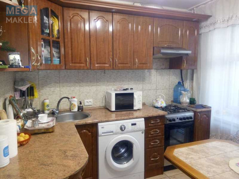 Продаж 1 кімнатної квартири (39/17/8), 2 пов. 5 пов. будинку, <a class="location-link" href="/kiev/" title="Недвижимость Київ">Київ</a>, <a class="location-link" href="/kiev/podolskij/" title="Недвижимость Подільський район">Подільський р-н</a>, Волоська вул., 32/34 (изображение 4)