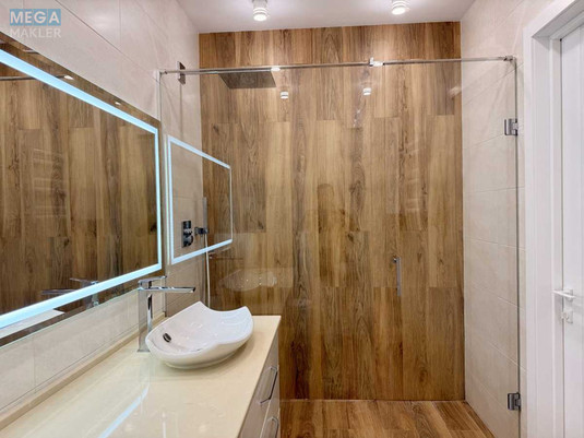 Продаж 2 кімнатної квартири (74/35/18), 9 пов. 24 пов. будинку, <a class="location-link" href="/odessa/" title="Недвижимость Одеса">Одеса</a>, <a class="location-link" href="/odessa/primorskij/" title="Недвижимость Приморський район">Приморський р-н</a>, Канатна, 122Б (изображение 24)