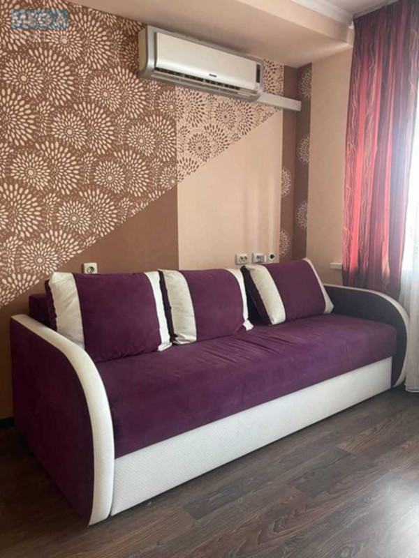 Оренда 3 кімнатної квартири, <a class="location-link" href="/kiev/" title="Недвижимость Київ">Київ</a>, <a class="location-link" href="/kiev/solomenskij/" title="Недвижимость Солом'янський район">Солом'янський р-н</a>, Донца Михаила ул., 21А (изображение 2)