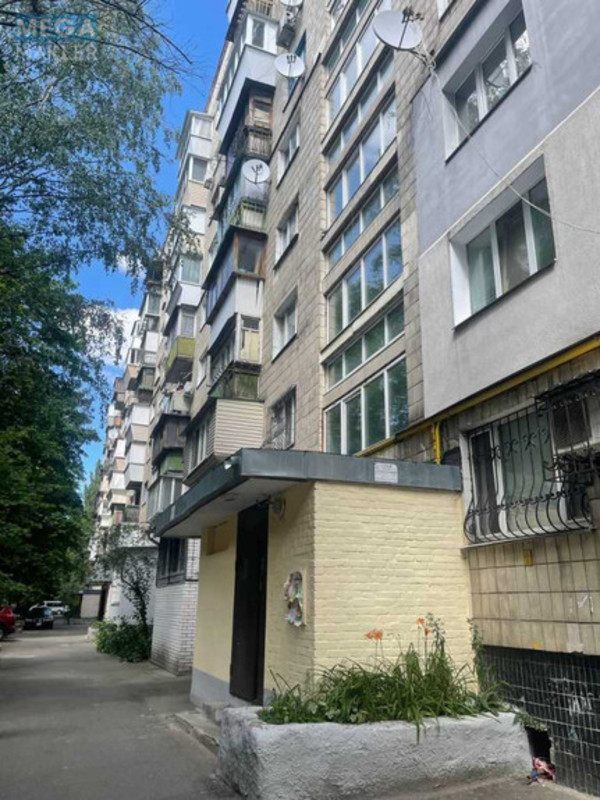 Оренда 3 кімнатної квартири, <a class="location-link" href="/kiev/" title="Недвижимость Київ">Київ</a>, <a class="location-link" href="/kiev/solomenskij/" title="Недвижимость Солом'янський район">Солом'янський р-н</a>, Донца Михаила ул., 21А (изображение 16)