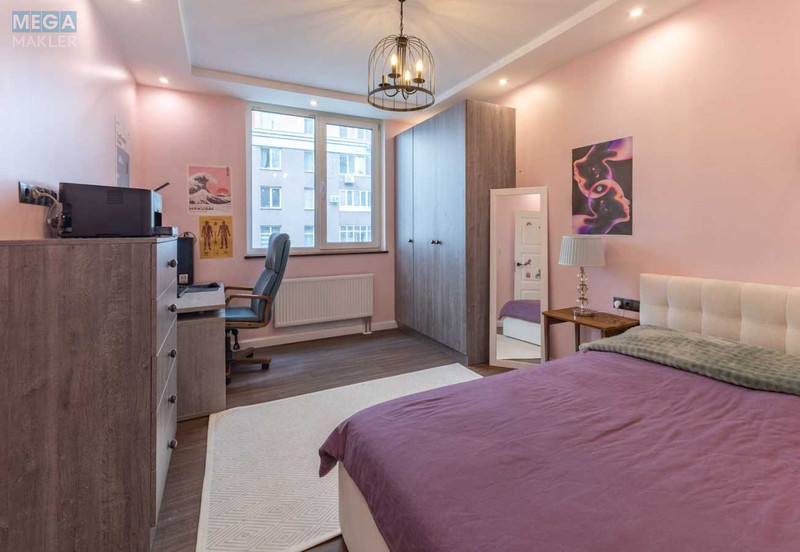 Продаж 3 кімнатної квартири (110/55/18), 2 пов. 5 пов. будинку, <a class="location-link" href="/kiev/" title="Недвижимость Київ">Київ</a>, <a class="location-link" href="/kiev/goloseevskij/" title="Недвижимость Голосіївський район">Голосіївський р-н</a>, Михайла Ломоносова вул., 48 (изображение 9)