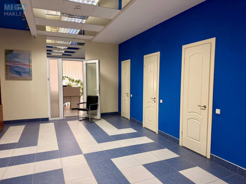 Оренда комерційної нерухомості, 316 кв.м, под офис, <a class="location-link" href="/odessa/" title="Недвижимость Одеса">Одеса</a>, <a class="location-link" href="/odessa/malinovskij/" title="Недвижимость Малиновський район">Малиновський р-н</a>, Генерала Петрова, 49/1 (изображение 15)