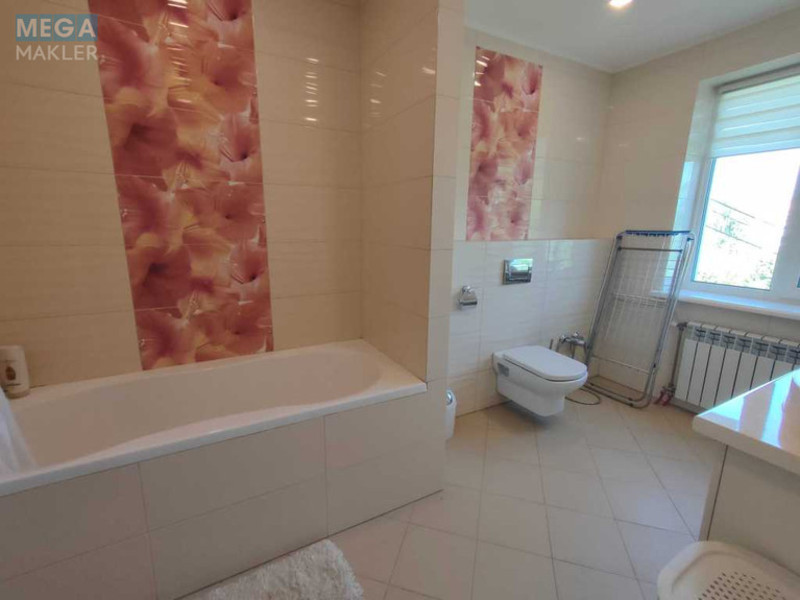 Оренда дома, <a class="location-link" href="/kiev/" title="Недвижимость Київ">Київ</a>, <a class="location-link" href="/kiev/goloseevskij/" title="Недвижимость Голосіївський район">Голосіївський р-н</a>, Майкопський пров. (изображение 8)
