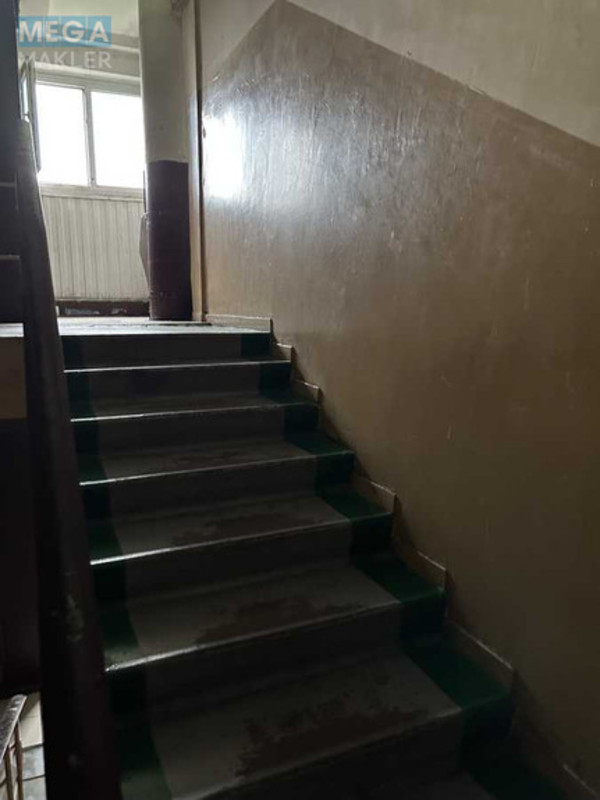 Продаж 3 кімнатної квартири (61/42/7), 8 пов. 9 пов. будинку, <a class="location-link" href="/kiev/" title="Недвижимость Київ">Київ</a>, <a class="location-link" href="/kiev/desnyanskij/" title="Недвижимость Деснянський район">Деснянський р-н</a>, Шолом-Алейхема вул., 16 (изображение 2)