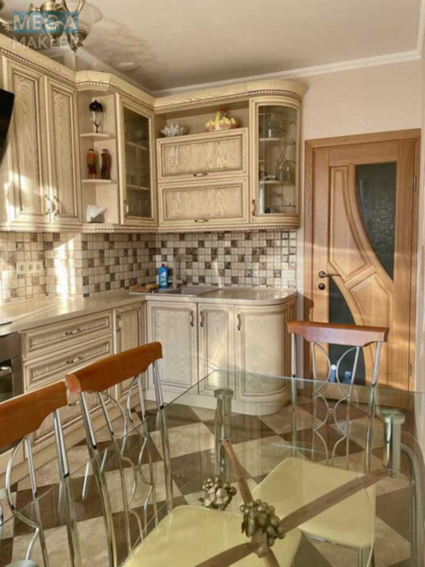 Оренда 3 кімнатної квартири, <a class="location-link" href="/odessa/" title="Недвижимость Одеса">Одеса</a>, <a class="location-link" href="/odessa/malinovskij/" title="Недвижимость Малиновський район">Малиновський р-н</a>, Варненская, 7/4 (изображение 7)