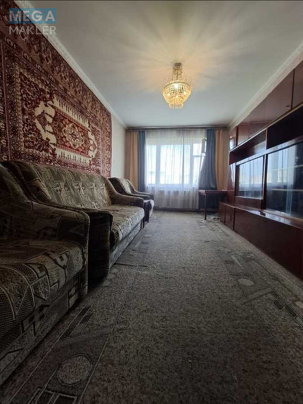 Продаж 3 кімнатної квартири (67/40/9), 9 пов. 9 пов. будинку, <a class="location-link" href="/chernigov/" title="Недвижимость Чернігів">Чернігів</a>, <a class="location-link" href="/chernigov/desnyanskij/" title="Недвижимость Деснянський район">Деснянський р-н</a>, Грушевського, 155 (изображение 7)