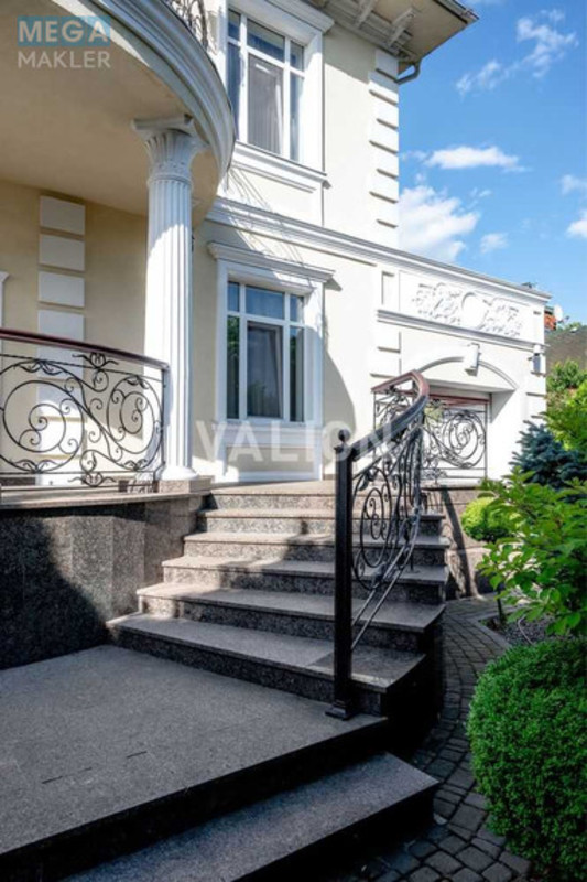 Продаж дома, 3&nbsp;поверху, 708&nbsp;кв.м, 7&nbsp;кімнат, ділянка 12&nbsp;соток, <a class="location-link" href="/kryukovshina/" title="Недвижимость Крюківщина">Крюківщина</a>, Сагайдачного, 17 (изображение 2)
