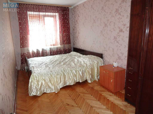Продаж 3 кімнатної квартири (57/40/6), 2 пов. 5 пов. будинку, <a class="location-link" href="/kiev/" title="Недвижимость Київ">Київ</a>, <a class="location-link" href="/kiev/darnickij/" title="Недвижимость Дарницький район">Дарницький р-н</a>, Привокзальна вул., 12 (изображение 2)