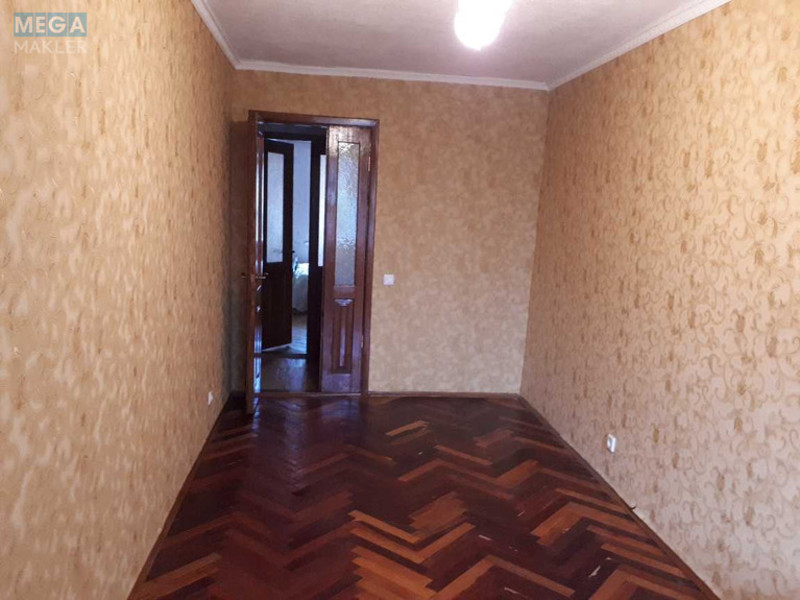 Продаж 3 кімнатної квартири (57/40/6), 2 пов. 5 пов. будинку, <a class="location-link" href="/kiev/" title="Недвижимость Київ">Київ</a>, <a class="location-link" href="/kiev/darnickij/" title="Недвижимость Дарницький район">Дарницький р-н</a>, Привокзальна вул., 12 (изображение 3)