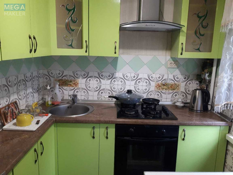 Продаж 3 кімнатної квартири (57/40/6), 2 пов. 5 пов. будинку, <a class="location-link" href="/kiev/" title="Недвижимость Київ">Київ</a>, <a class="location-link" href="/kiev/darnickij/" title="Недвижимость Дарницький район">Дарницький р-н</a>, Привокзальна вул., 12 (изображение 4)