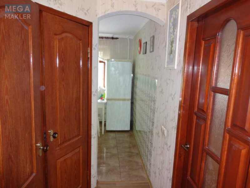 Продаж 3 кімнатної квартири (57/40/6), 2 пов. 5 пов. будинку, <a class="location-link" href="/kiev/" title="Недвижимость Київ">Київ</a>, <a class="location-link" href="/kiev/darnickij/" title="Недвижимость Дарницький район">Дарницький р-н</a>, Привокзальна вул., 12 (изображение 6)