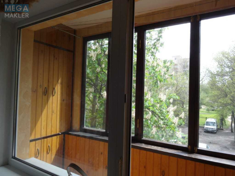 Продаж 3 кімнатної квартири (57/40/6), 2 пов. 5 пов. будинку, <a class="location-link" href="/kiev/" title="Недвижимость Київ">Київ</a>, <a class="location-link" href="/kiev/darnickij/" title="Недвижимость Дарницький район">Дарницький р-н</a>, Привокзальна вул., 12 (изображение 7)