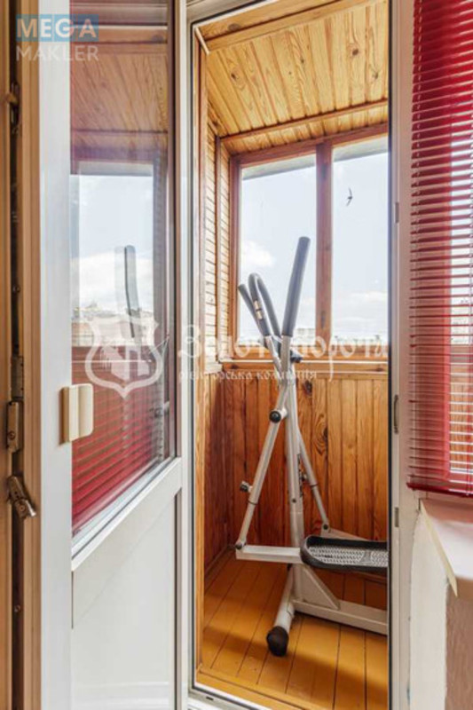 Продаж 3 кімнатної квартири (68,7/44/8,2), 10 пов. 16 пов. будинку, <a class="location-link" href="/kiev/" title="Недвижимость Київ">Київ</a>, <a class="location-link" href="/kiev/obolonskij/" title="Недвижимость Оболонський район">Оболонський р-н</a>, Зої Гайдай вул., 7а (изображение 9)