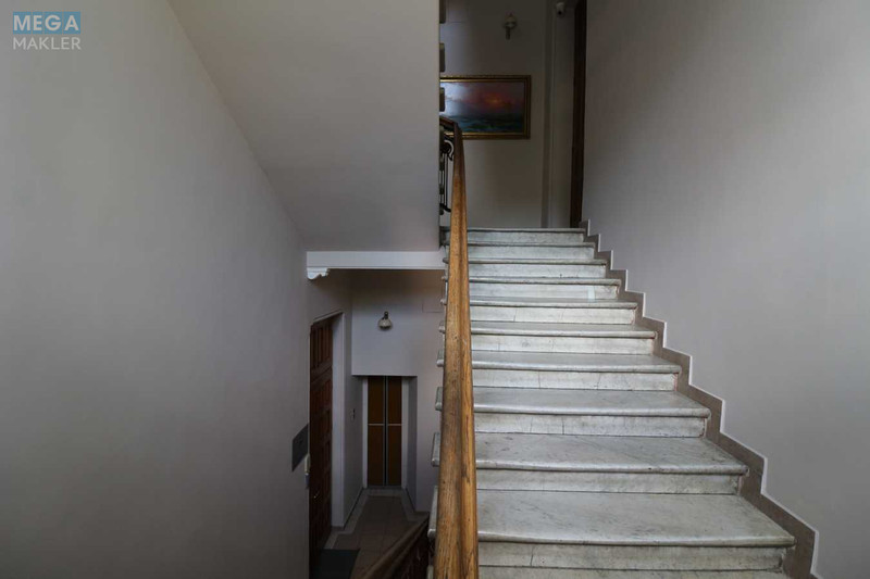 Продаж 4 кімнатної квартири (130/87/13), 3 пов. 5 пов. будинку, <a class="location-link" href="/kiev/" title="Недвижимость Київ">Київ</a>, <a class="location-link" href="/kiev/shevchenkovskij/" title="Недвижимость Шевченківський район">Шевченківський р-н</a>, Малопідвальна вул., 10 (изображение 9)