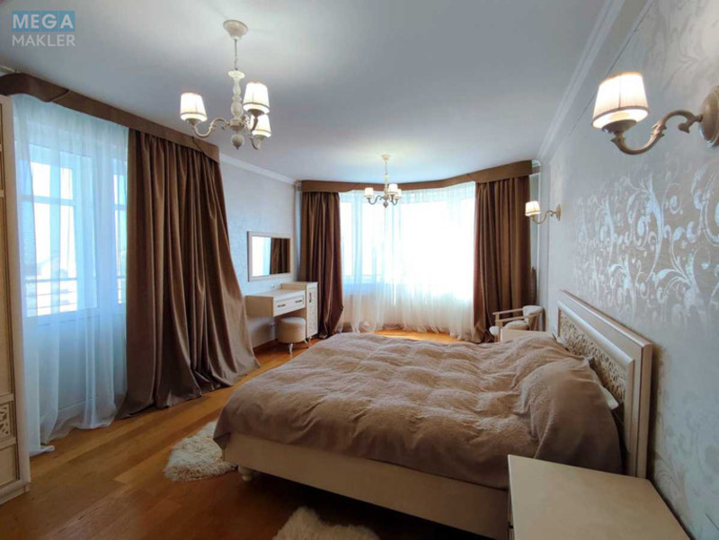 Продаж 3 кімнатної квартири (134/69/13,3), 18 пов. 22 пов. будинку, <a class="location-link" href="/kiev/" title="Недвижимость Київ">Київ</a>, <a class="location-link" href="/kiev/solomenskij/" title="Недвижимость Солом'янський район">Солом'янський р-н</a>, Миколи Голего вул., 7-В (изображение 2)