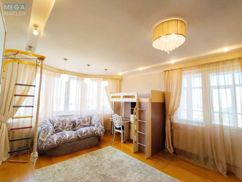 Продаж 3 кімнатної квартири (134/69/13,3), 18 пов. 22 пов. будинку, <a class="location-link" href="/kiev/" title="Недвижимость Київ">Київ</a>, <a class="location-link" href="/kiev/solomenskij/" title="Недвижимость Солом'янський район">Солом'янський р-н</a>, Миколи Голего вул., 7-В (изображение 8)