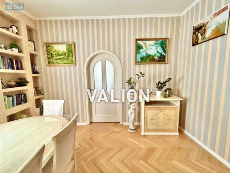 Продаж 3 кімнатної квартири (66/44/7), 3 пов. 5 пов. будинку, <a class="location-link" href="/kiev/" title="Недвижимость Київ">Київ</a>, <a class="location-link" href="/kiev/svyatoshinskij/" title="Недвижимость Святошинський район">Святошинський р-н</a>, Депутатська вул., 4/6 (изображение 3)