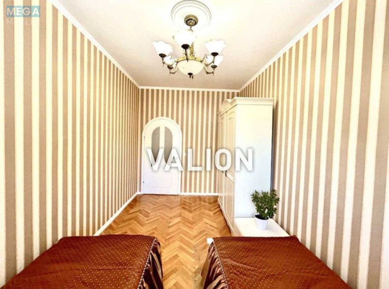 Продаж 3 кімнатної квартири (66/44/7), 3 пов. 5 пов. будинку, <a class="location-link" href="/kiev/" title="Недвижимость Київ">Київ</a>, <a class="location-link" href="/kiev/svyatoshinskij/" title="Недвижимость Святошинський район">Святошинський р-н</a>, Депутатська вул., 4/6 (изображение 7)