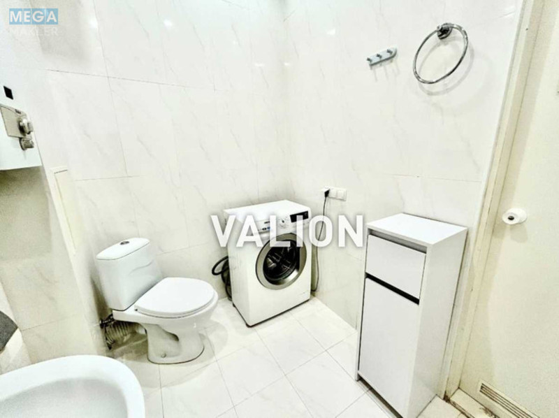 Продаж 3 кімнатної квартири (66/44/7), 3 пов. 5 пов. будинку, <a class="location-link" href="/kiev/" title="Недвижимость Київ">Київ</a>, <a class="location-link" href="/kiev/svyatoshinskij/" title="Недвижимость Святошинський район">Святошинський р-н</a>, Депутатська вул., 4/6 (изображение 17)