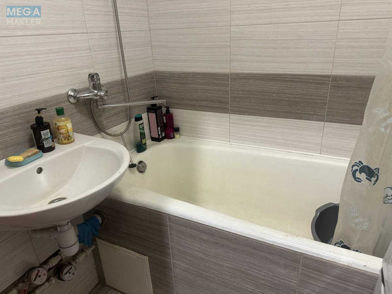 Оренда 1 кімнатної квартири, <a class="location-link" href="/kiev/" title="Недвижимость Київ">Київ</a>, <a class="location-link" href="/kiev/svyatoshinskij/" title="Недвижимость Святошинський район">Святошинський р-н</a>, Симиренка вул., 14б (изображение 12)