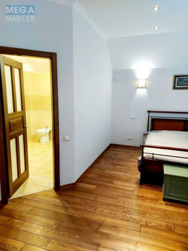 Продаж дома, 2 поверху, 235 кв.м, 4 кімнати, ділянка 17 соток, <a class="location-link" href="/marhalovka/" title="Недвижимость Мархалівка">Мархалівка</a>, 1 травня (изображение 14)
