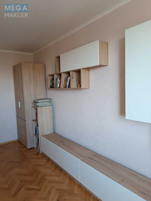 Оренда 2 кімнатної квартири, <a class="location-link" href="/kiev/" title="Недвижимость Київ">Київ</a>, <a class="location-link" href="/kiev/dneprovskij/" title="Недвижимость Дніпровський район">Дніпровський р-н</a>, Русанівська Набережна вул., 6 (изображение 2)