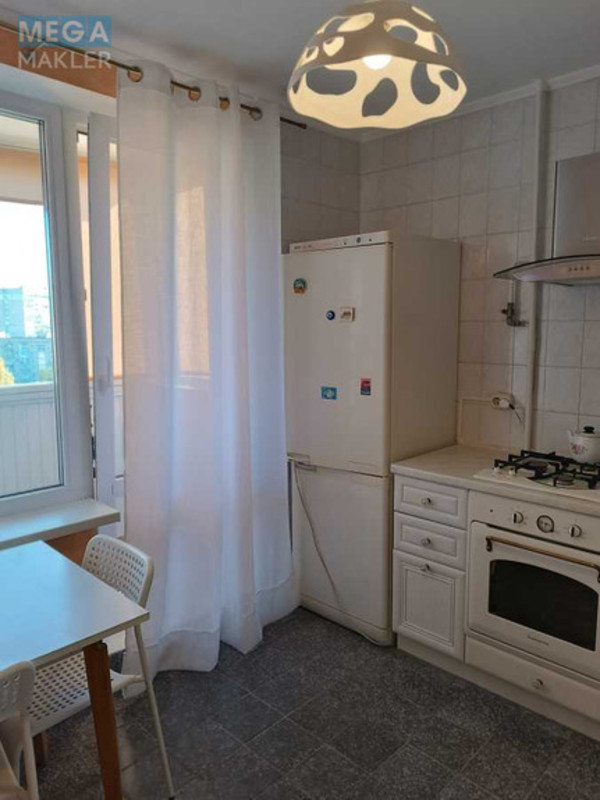 Оренда 2 кімнатної квартири, <a class="location-link" href="/kiev/" title="Недвижимость Київ">Київ</a>, <a class="location-link" href="/kiev/dneprovskij/" title="Недвижимость Дніпровський район">Дніпровський р-н</a>, Русанівська Набережна вул., 6 (изображение 11)