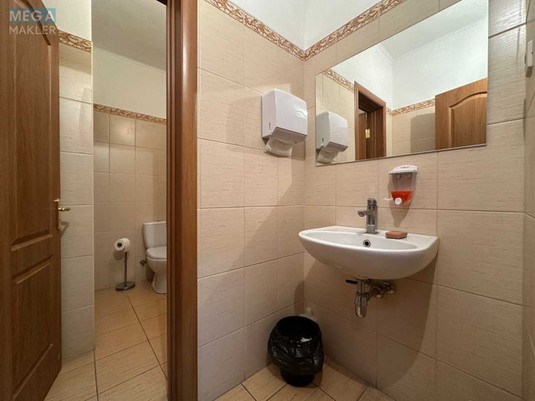 Продаж комерційної нерухомості, 212&nbsp;кв.м, под офис, <a class="location-link" href="/kiev/" title="Недвижимость Київ">Київ</a>, <a class="location-link" href="/kiev/solomenskij/" title="Недвижимость Солом'янський район">Солом'янський р-н</a>, Эрнста ул., 16В (изображение 8)