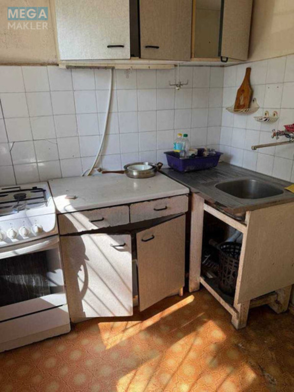 Продаж 3 кімнатної квартири (55/35/6), 2 пов. 5 пов. будинку, <a class="location-link" href="/odessa/" title="Недвижимость Одеса">Одеса</a>, <a class="location-link" href="/odessa/malinovskij/" title="Недвижимость Малиновський район">Малиновський р-н</a>, Малиновского, 7 (изображение 6)