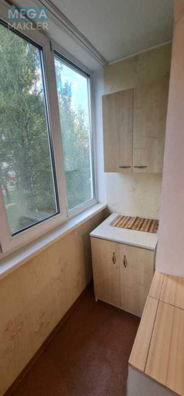 Оренда 1 кімнатної квартири, <a class="location-link" href="/kiev/" title="Недвижимость Київ">Київ</a>, <a class="location-link" href="/kiev/svyatoshinskij/" title="Недвижимость Святошинський район">Святошинський р-н</a>, Чернобыльская ул., 11 (изображение 8)