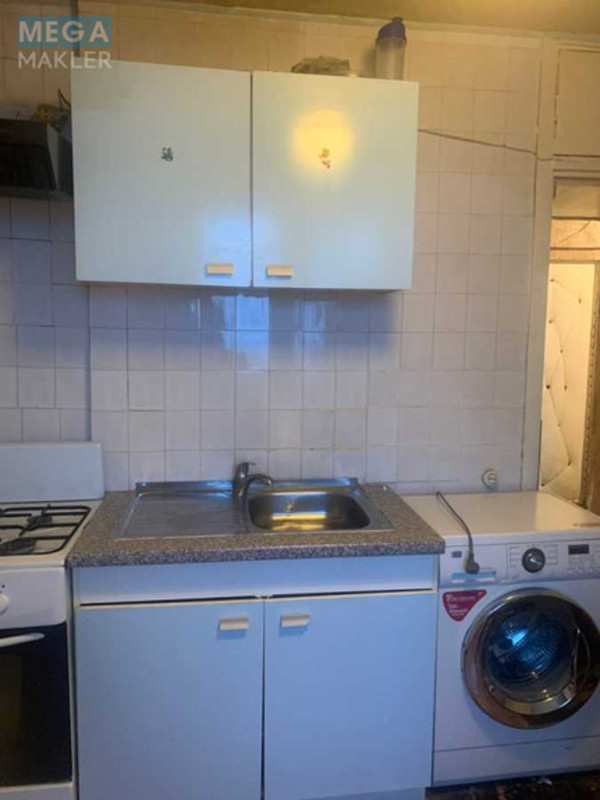 Оренда 2 кімнатної квартири, <a class="location-link" href="/kiev/" title="Недвижимость Київ">Київ</a>, <a class="location-link" href="/kiev/solomenskij/" title="Недвижимость Солом'янський район">Солом'янський р-н</a>, Металлистов пер., 1 (изображение 3)
