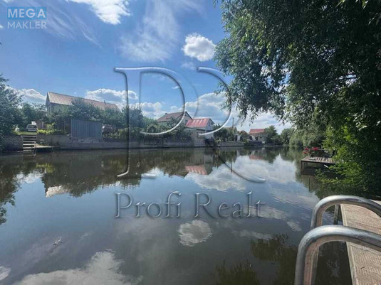 Продаж дома, 3&nbsp;поверху, 160&nbsp;кв.м, 8&nbsp;кімнат, ділянка 5&nbsp;соток, <a class="location-link" href="/kiev/" title="Недвижимость Київ">Київ</a>, <a class="location-link" href="/kiev/darnickij/" title="Недвижимость Дарницький район">Дарницький р-н</a>, 8-а Лугова вул., 31 (изображение 3)