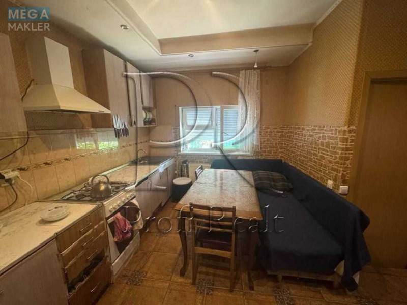 Продаж дома, 3 поверху, 160 кв.м, 8 кімнат, ділянка 5 соток, <a class="location-link" href="/kiev/" title="Недвижимость Київ">Київ</a>, <a class="location-link" href="/kiev/darnickij/" title="Недвижимость Дарницький район">Дарницький р-н</a>, 8-а Лугова вул., 31 (изображение 9)