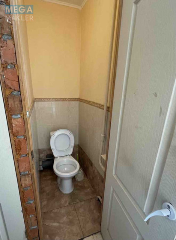 Продаж 7 кімнатної квартири (23/?/?), 3 пов. 9 пов. будинку, <a class="location-link" href="/kiev/" title="Недвижимость Київ">Київ</a>, <a class="location-link" href="/kiev/obolonskij/" title="Недвижимость Оболонський район">Оболонський р-н</a>, Маршала Рокоссовського просп., 8А (изображение 7)