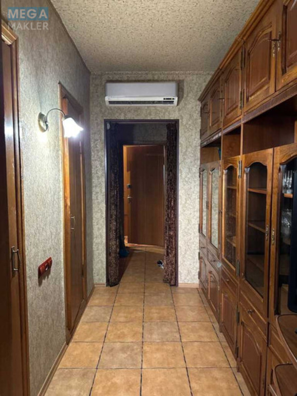 Оренда 1 кімнатної квартири, <a class="location-link" href="/kiev/" title="Недвижимость Київ">Київ</a>, <a class="location-link" href="/kiev/obolonskij/" title="Недвижимость Оболонський район">Оболонський р-н</a>, Йорданська вул., 5А (изображение 6)
