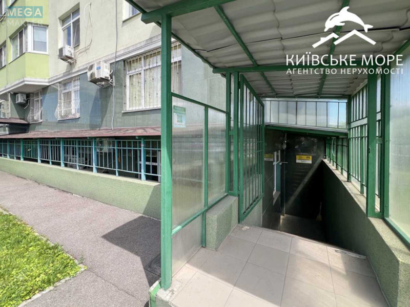 Оренда окремої будівлі/побудови, 59&nbsp;кв.м, <a class="location-link" href="/kiev/" title="Недвижимость Київ">Київ</a>, <a class="location-link" href="/kiev/dneprovskij/" title="Недвижимость Дніпровський район">Дніпровський р-н</a>, Воскресенська вул., 14Д (изображение 2)