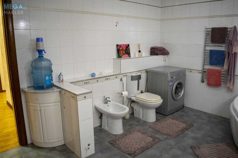 Продаж 4 кімнатної квартири (226/128/19), 2 пов. 17 пов. будинку, <a class="location-link" href="/kiev/" title="Недвижимость Київ">Київ</a>, <a class="location-link" href="/kiev/obolonskij/" title="Недвижимость Оболонський район">Оболонський р-н</a>, Маршала Тимошенко ул., 29 (изображение 17)