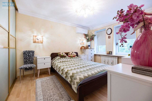 Продаж 2 кімнатної квартири (63/45/10), 4 пов. 7 пов. будинку, <a class="location-link" href="/kiev/" title="Недвижимость Київ">Київ</a>, <a class="location-link" href="/kiev/shevchenkovskij/" title="Недвижимость Шевченківський район">Шевченківський р-н</a>, Лукьяновская ул., 63 (изображение 4)